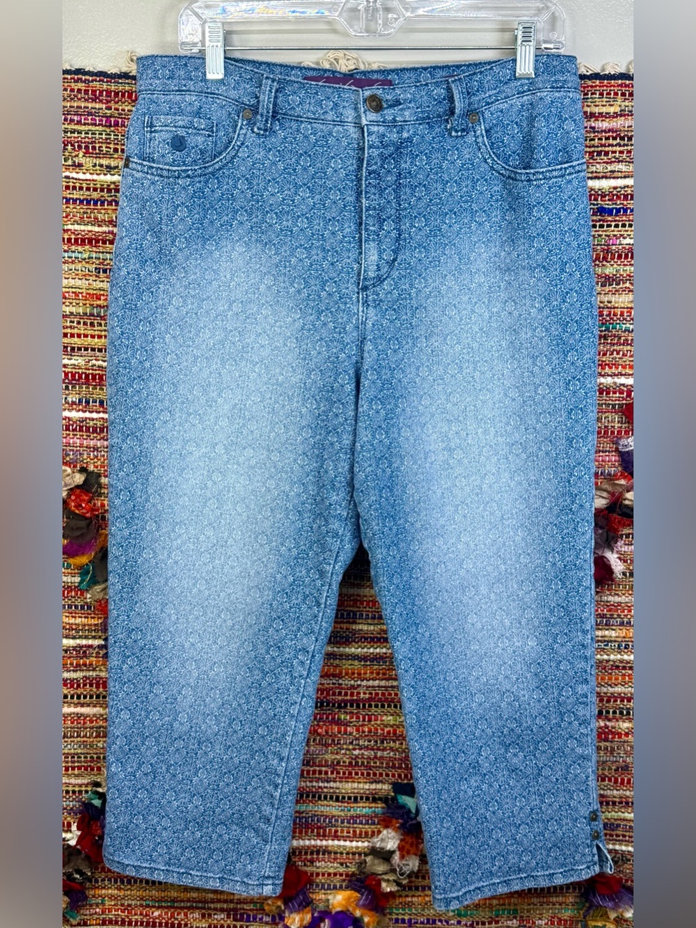 Gloria Vanderbilt Light Blue Patterned Cropped Jeans Amanda Fit size 10